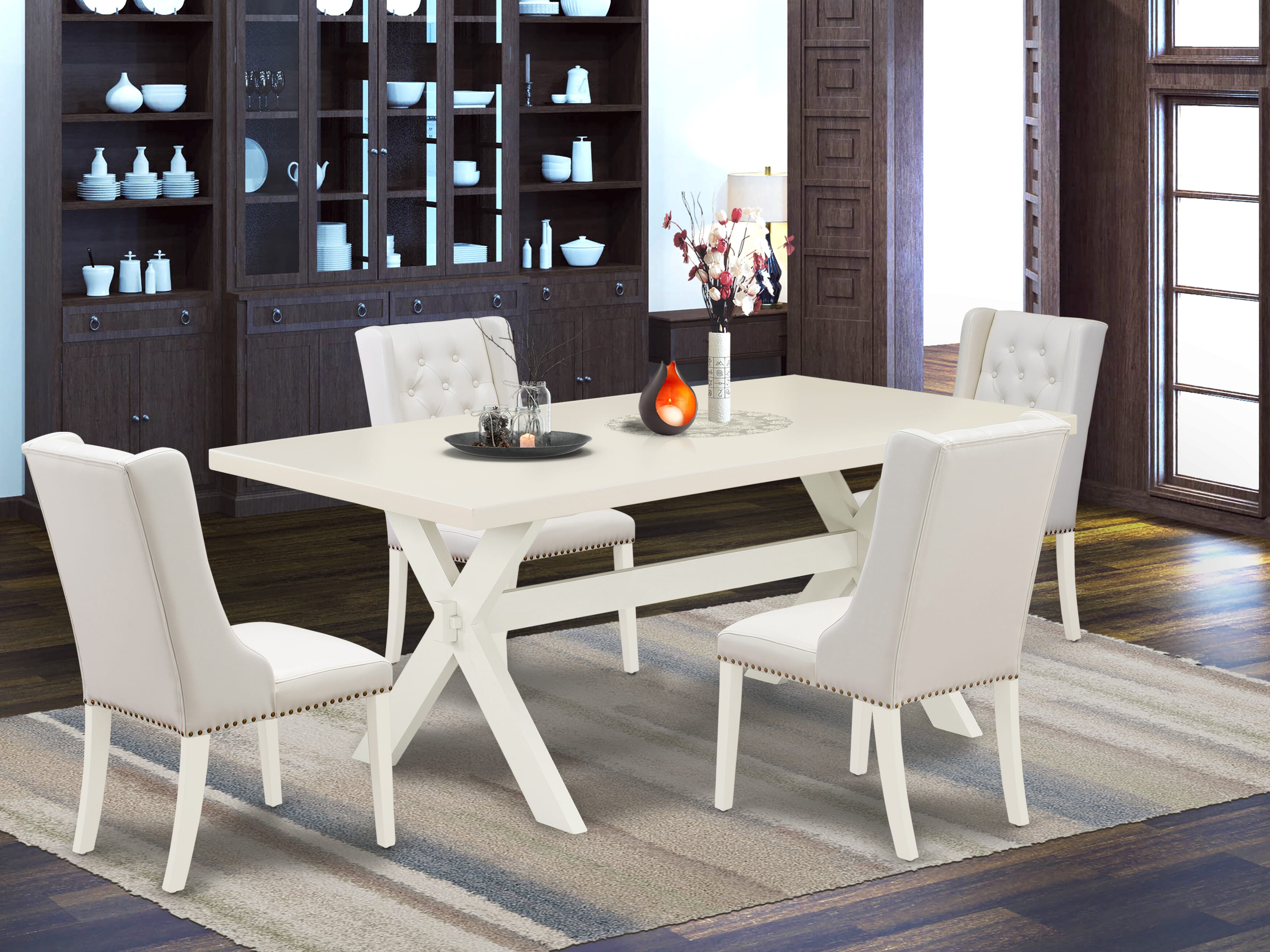 Juego de mesa de cocina de 5 piezas East West Furniture X027FO244-5 Incluye una mesa de comedor rectangular con patas en forma de X y 4 sillas tapizadas de cuero sintético gris claro