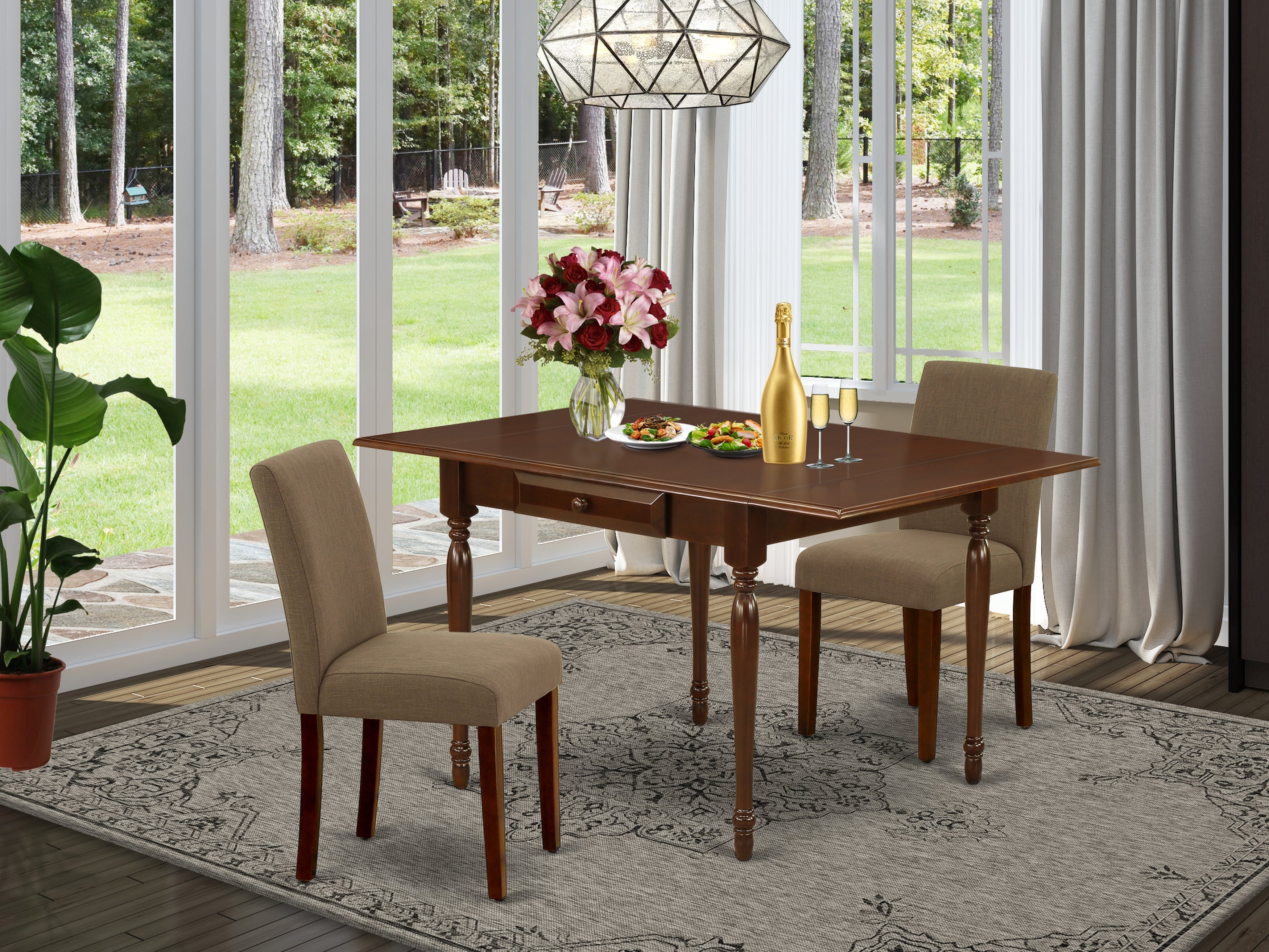 Juego de mesa de comedor de 3 piezas East West Furniture 1MZAB3-MAH-18. Incluye una mesa de comedor y dos sillas Parson con tela de lino color café, mesa abatible con sillas de respaldo completo y acabado caoba.
