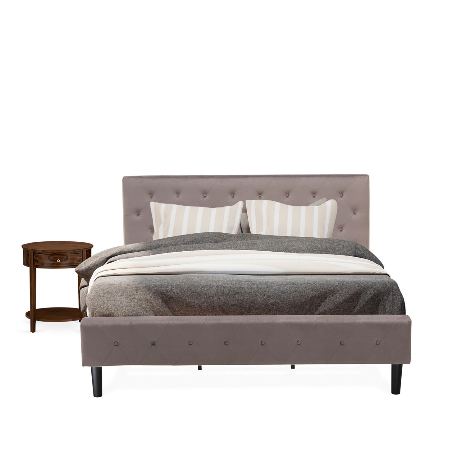 Juego de dormitorio de 2 piezas East West Furniture NL14K-1HI08: cama king size con botones capitoné, cabecera tapizada en terciopelo marrón topo y mesita de noche con acabado en nogal antiguo.