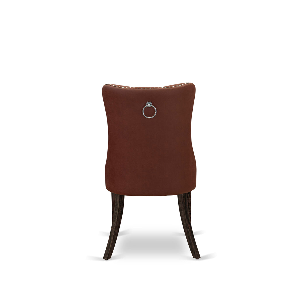 Sillas de comedor Parsons Dallas DAP7F26 de East West Furniture, tapizadas en piel sintética color burdeos con botones capitoné y ribete de tachuelas.