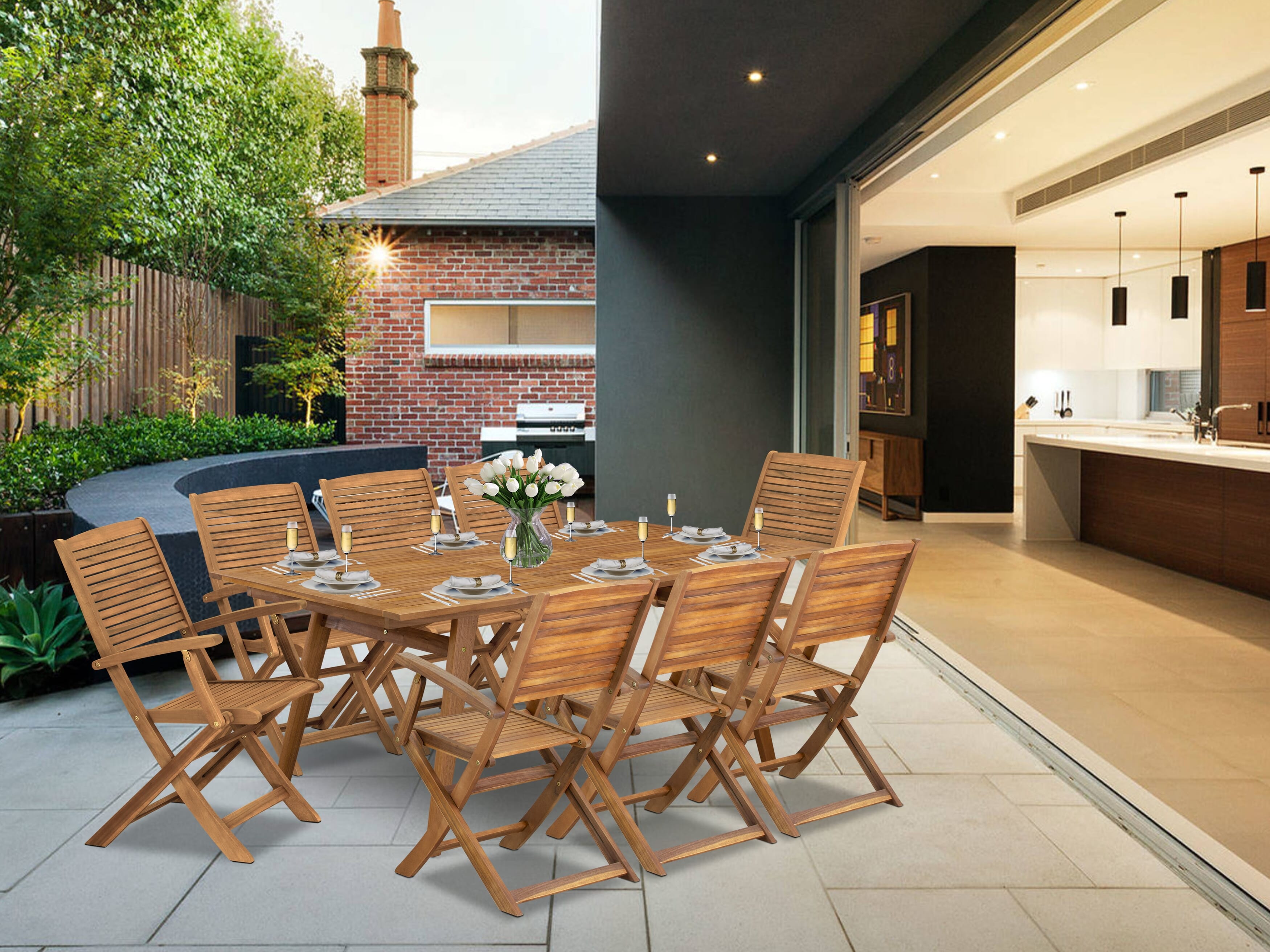 Juego de comedor para patio al aire libre de 9 piezas DEHD9CANA de East West Furniture. Contiene una mesa rectangular de madera de acacia y 8 sillas plegables.