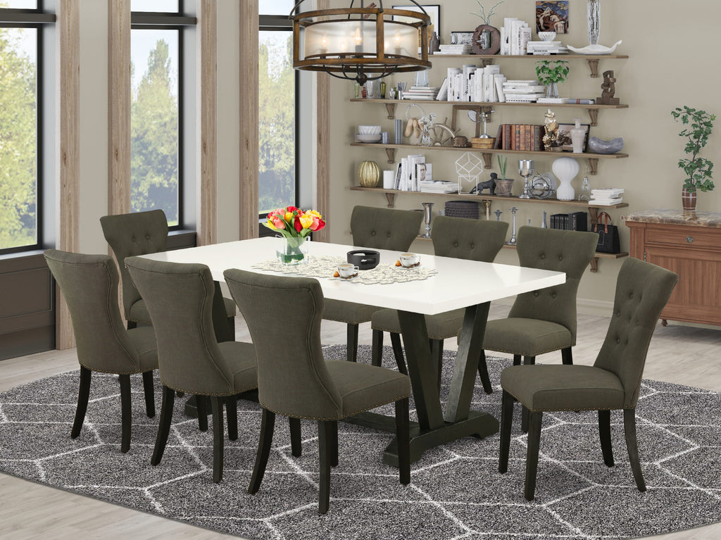 El juego de mesa de comedor East West Furniture V627GA650-9 de 9 piezas incluye una mesa de comedor rectangular con patas en V y 8 sillas Parsons de tela de lino Gotham oscuro.