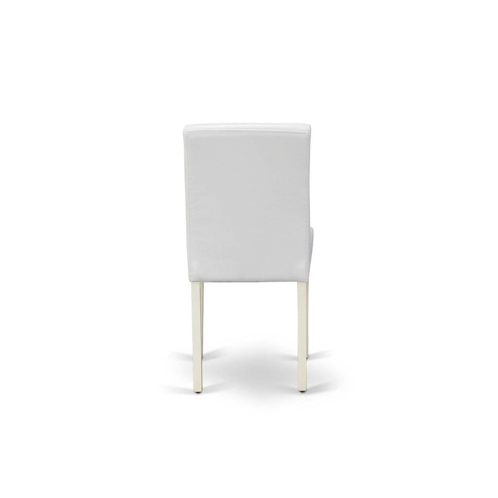 Sillas de comedor clásicas Parson Abbott ABP2T64 de East West Furniture, tapizadas en piel sintética blanca