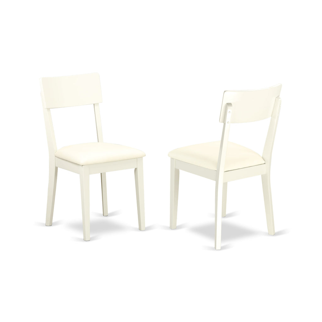Juego de comedor de 3 piezas East West Furniture NDAD3-LWH-LC. Incluye una mesa de comedor rectangular con alas abatibles y dos sillas tapizadas en piel sintética.