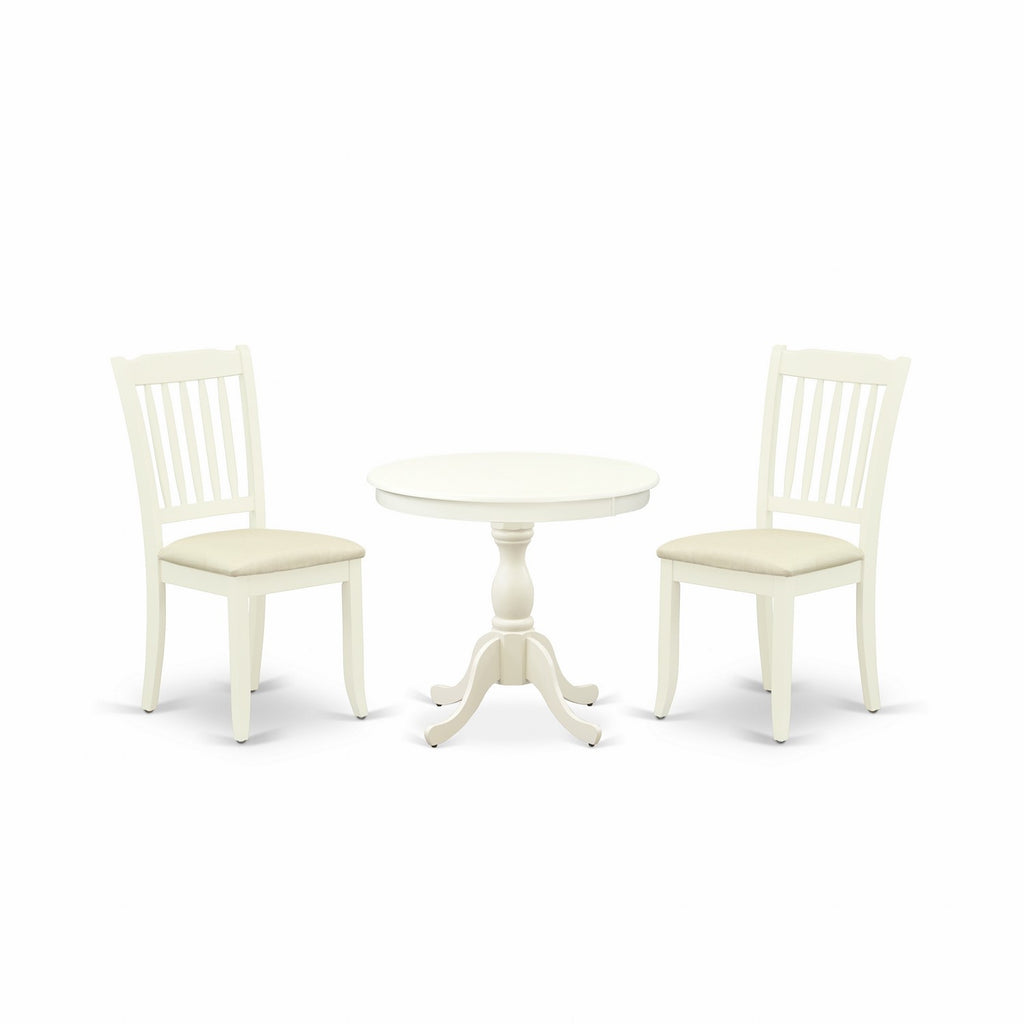 Juego de mesa de comedor de 3 piezas AMDA3-LWH-C de East West Furniture para espacios pequeños. Contiene una mesa de cocina redonda con pedestal y 2 sillas tapizadas en tela de lino.