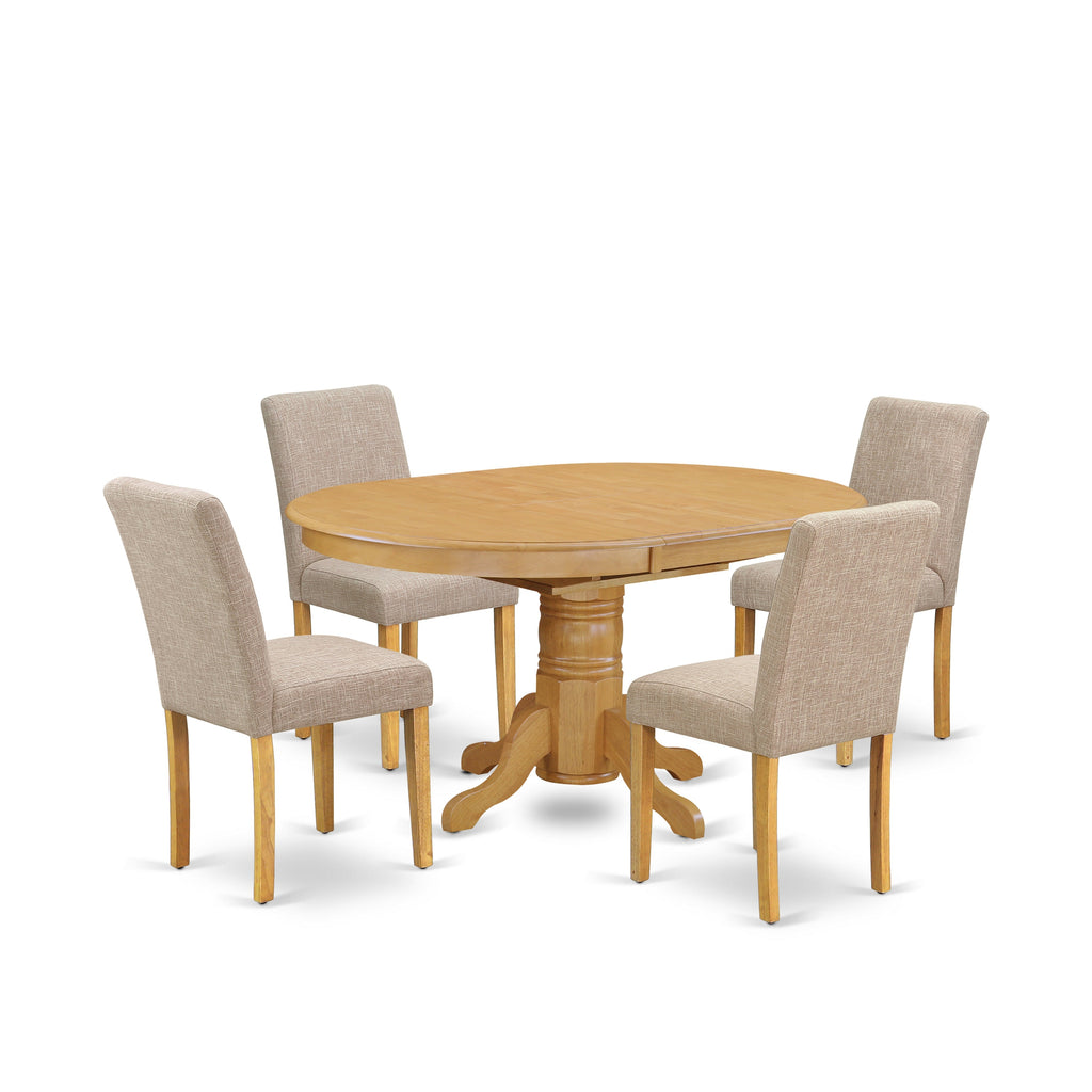 El juego de mesa de comedor de 5 piezas East West Furniture AVAB5-OAK-04 incluye una mesa de cocina ovalada con hojas de mariposa y 4 sillas de comedor Parson de tela de lino color tostado claro.