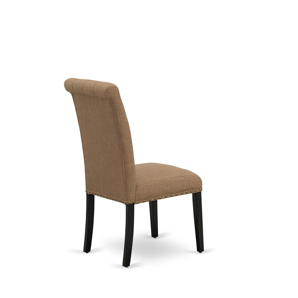 Juego de comedor de 5 piezas East West Furniture LGBR5-BLK-17. Incluye una mesa de comedor rectangular con diseño de hojas de mariposa y 4 sillas tapizadas en tela de lino color sable claro.