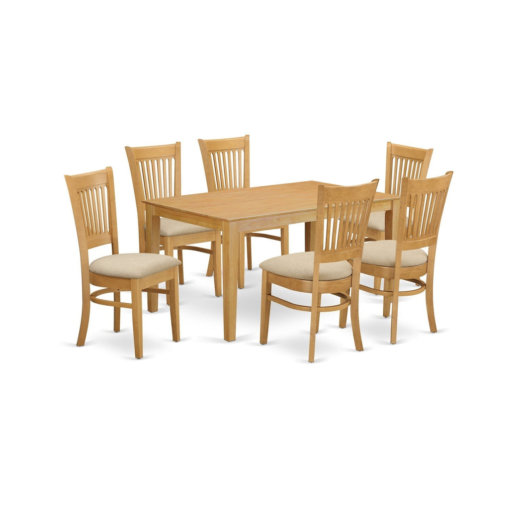 Juego de mesa de comedor de 7 piezas CAVA7-OAK-C de East West Furniture. Consta de una mesa rectangular de madera y 6 sillas de comedor de tela de lino.