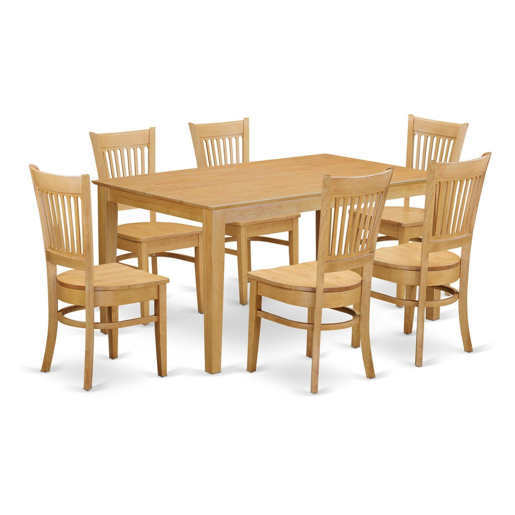 Juego de mesa de comedor de 7 piezas CAVA7-OAK-W de East West Furniture. Consta de una mesa rectangular de madera y 6 sillas de comedor de cocina.