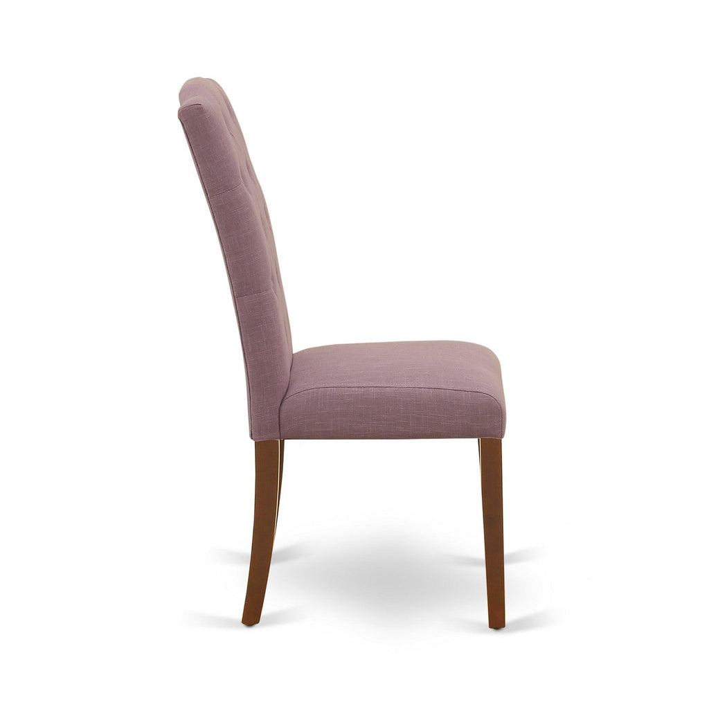Juego de comedor de 3 piezas HLCE3-MAH-10 de East West Furniture. Incluye una mesa de comedor redonda con pedestal y dos sillas tapizadas en tela de lino Dahlia.