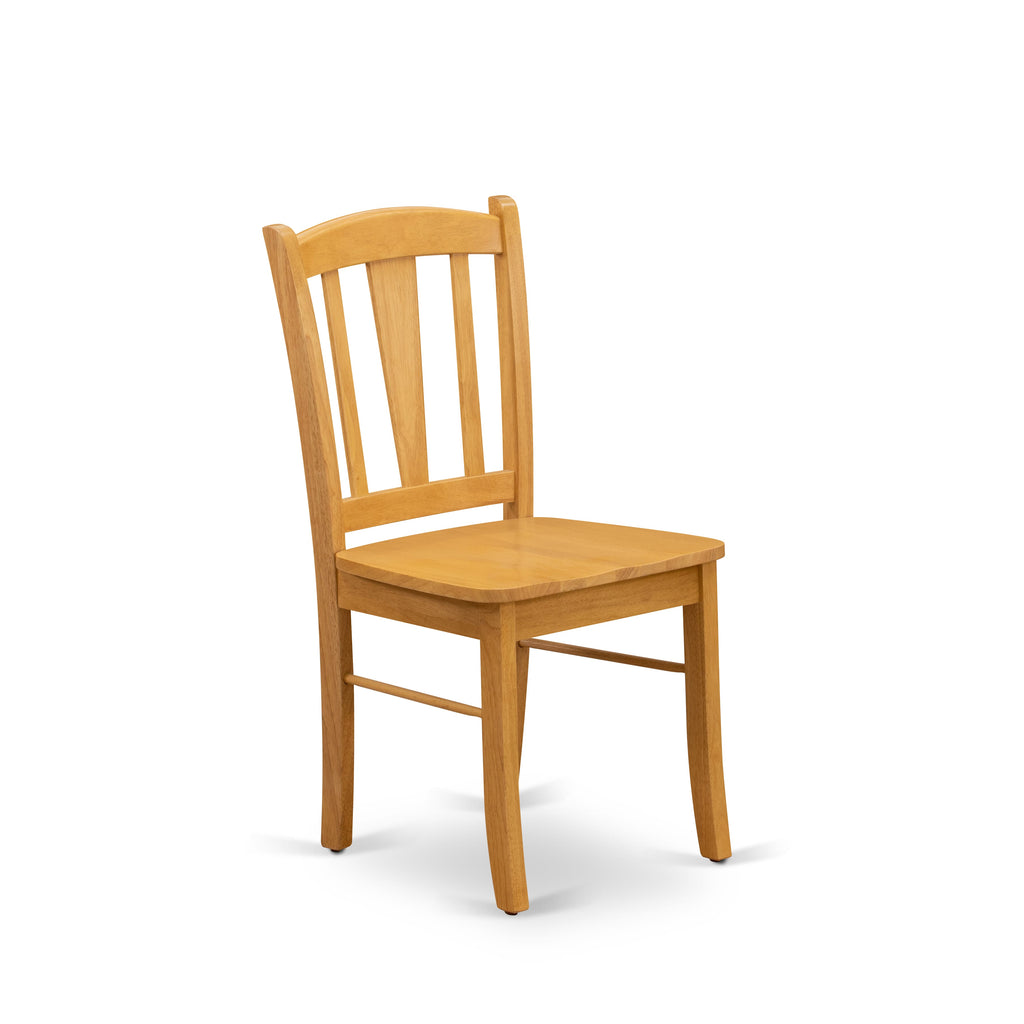 Juego de mesa de cocina de 5 piezas East West Furniture OXDL3-OAK-W para 4 personas. Incluye una mesa de comedor cuadrada y 4 sillas de comedor.