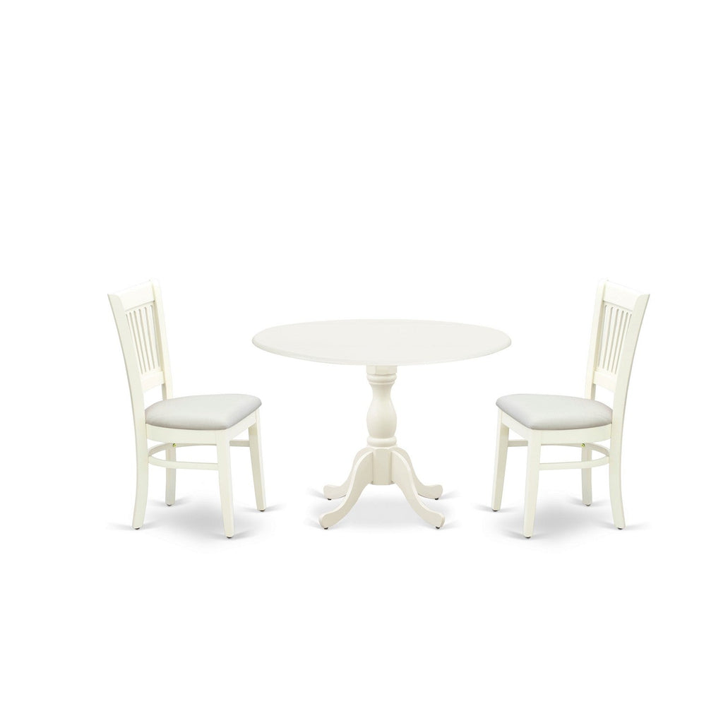 Juego de mesa de comedor de 3 piezas DMVA3-LWH-C de East West Furniture para espacios pequeños. Incluye una mesa de comedor redonda con alas abatibles y dos sillas tapizadas en tela de lino.