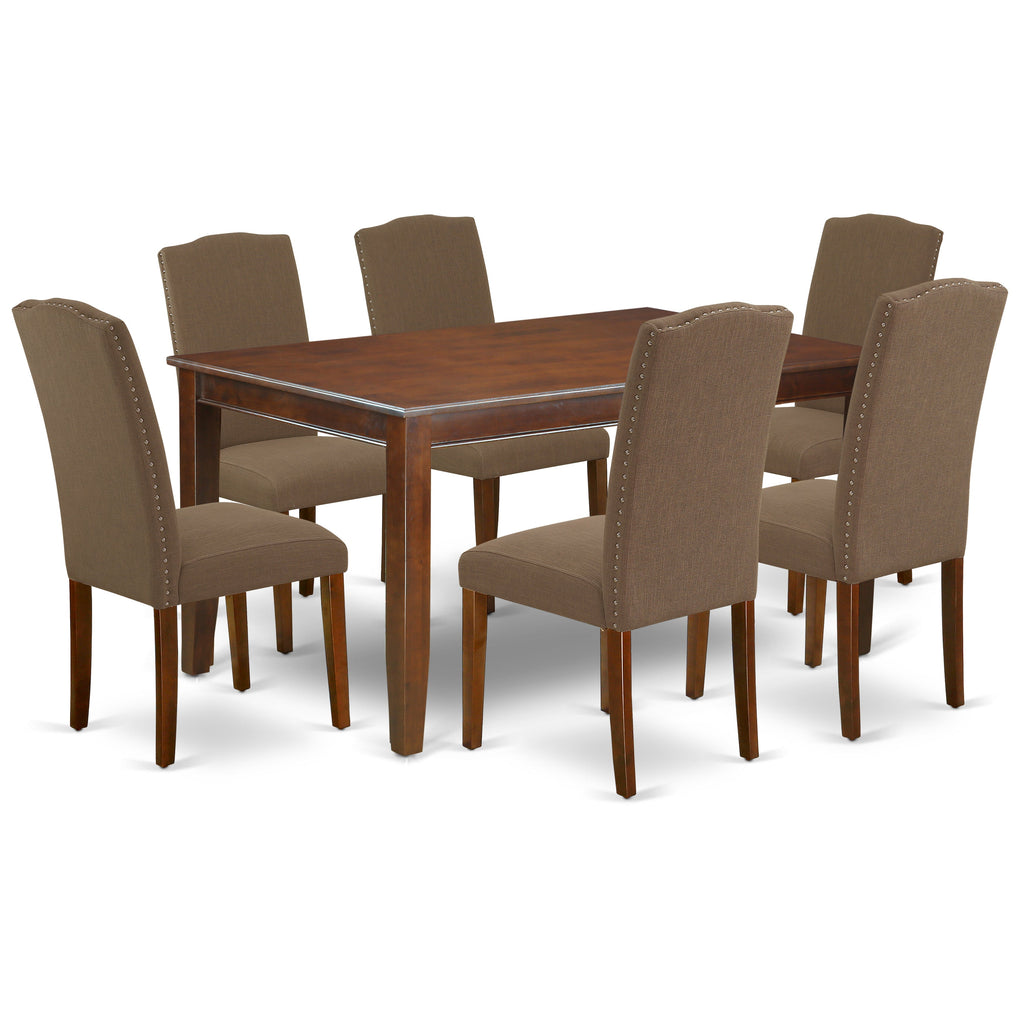 Juego de mesa de comedor de 7 piezas DUEN7-MAH-18 de East West Furniture. Consta de una mesa de comedor rectangular y 6 sillas Parson tapizadas en tela de lino color café oscuro.