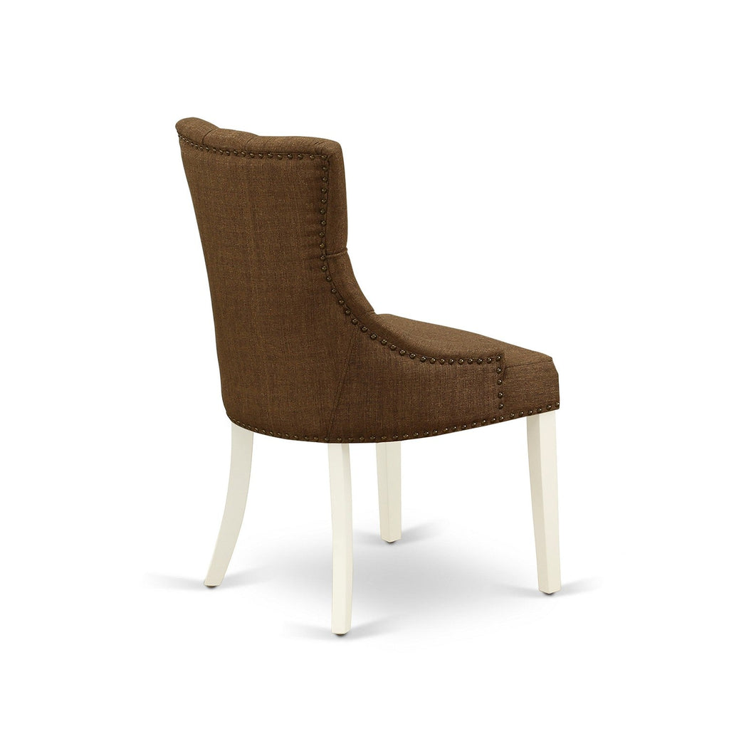 Juego de mesa de comedor de 3 piezas East West Furniture MZFR3-LWH-18. Incluye una mesa de comedor rectangular con alas abatibles y dos sillas Parsons de tela de lino marrón.
