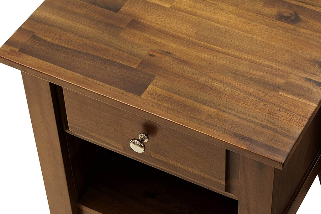 Juego de dormitorio de 3 piezas KD16K-2GA08: 1 cama con plataforma, cabecero acolchado de lino color caqui oscuro y capitoné con botones, 2 mesitas de noche de madera con cajón moderno y patas con acabado negro.