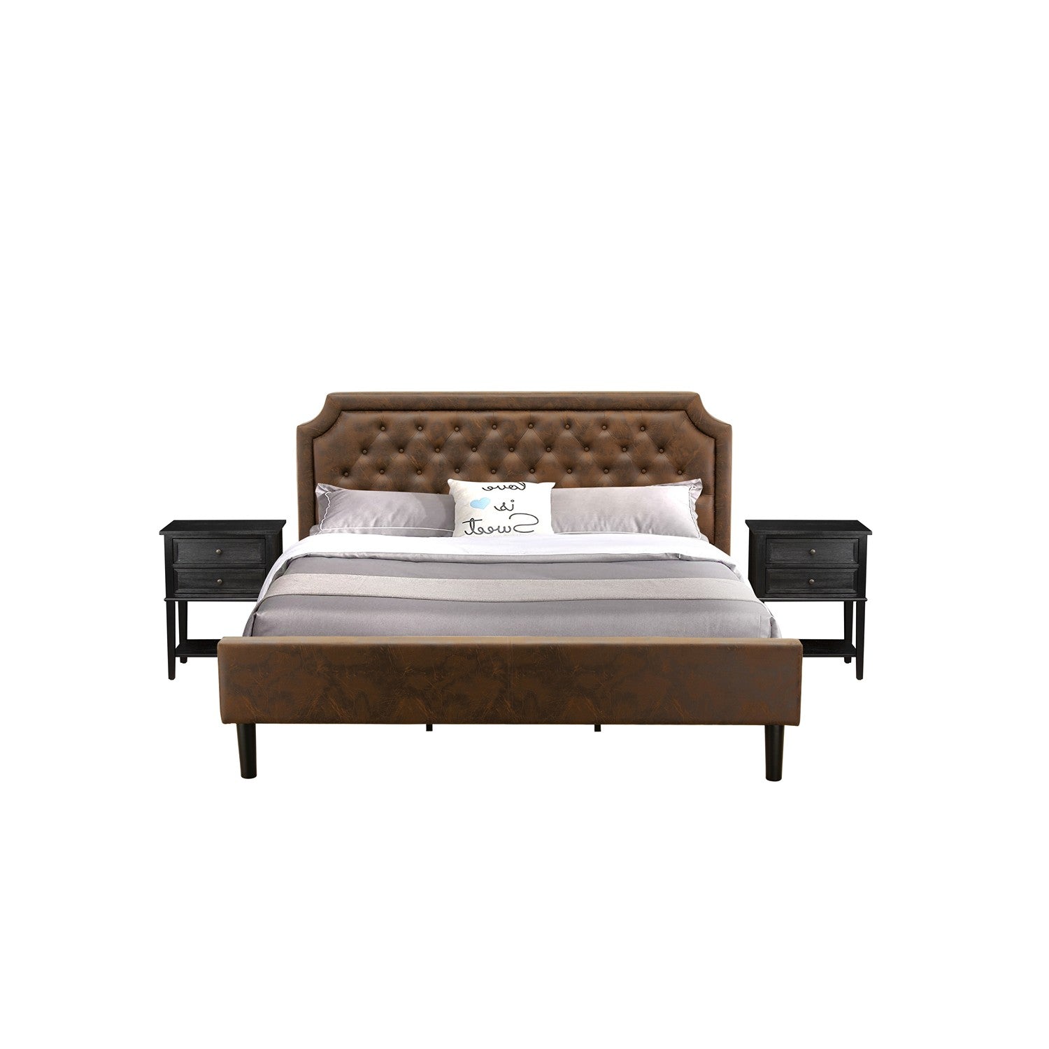 Juego de dormitorio East West Furniture GB25K-2VL06 de 3 piezas Granbury King con estructura de cama y dos mesitas de noche negras con acabado cepillado. Piel sintética marrón oscuro con textura negra y patas negras.