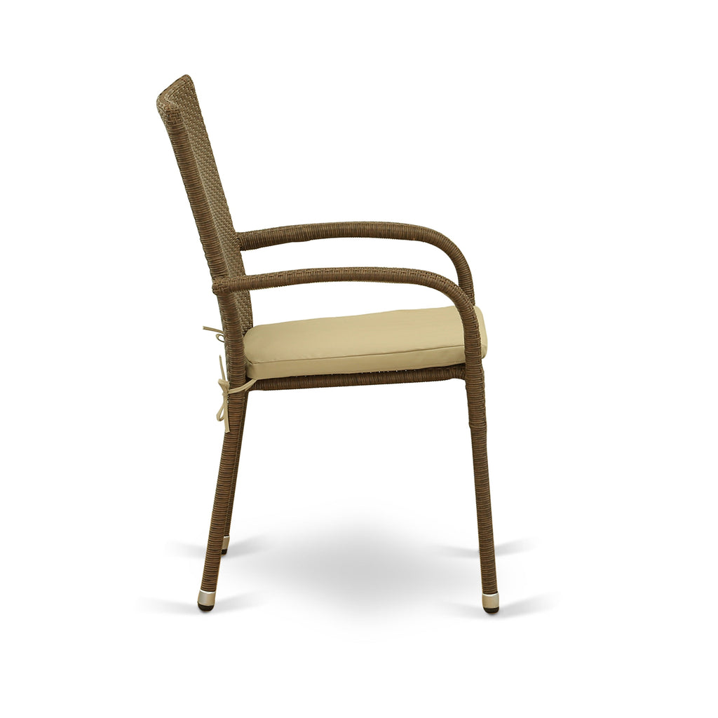 Los juegos de conversación para patio al aire libre JUGU7-02A de 7 piezas de East West Furniture constan de una mesa de comedor rectangular de mimbre con tapa de vidrio y 6 sillones de jardín con cojín.