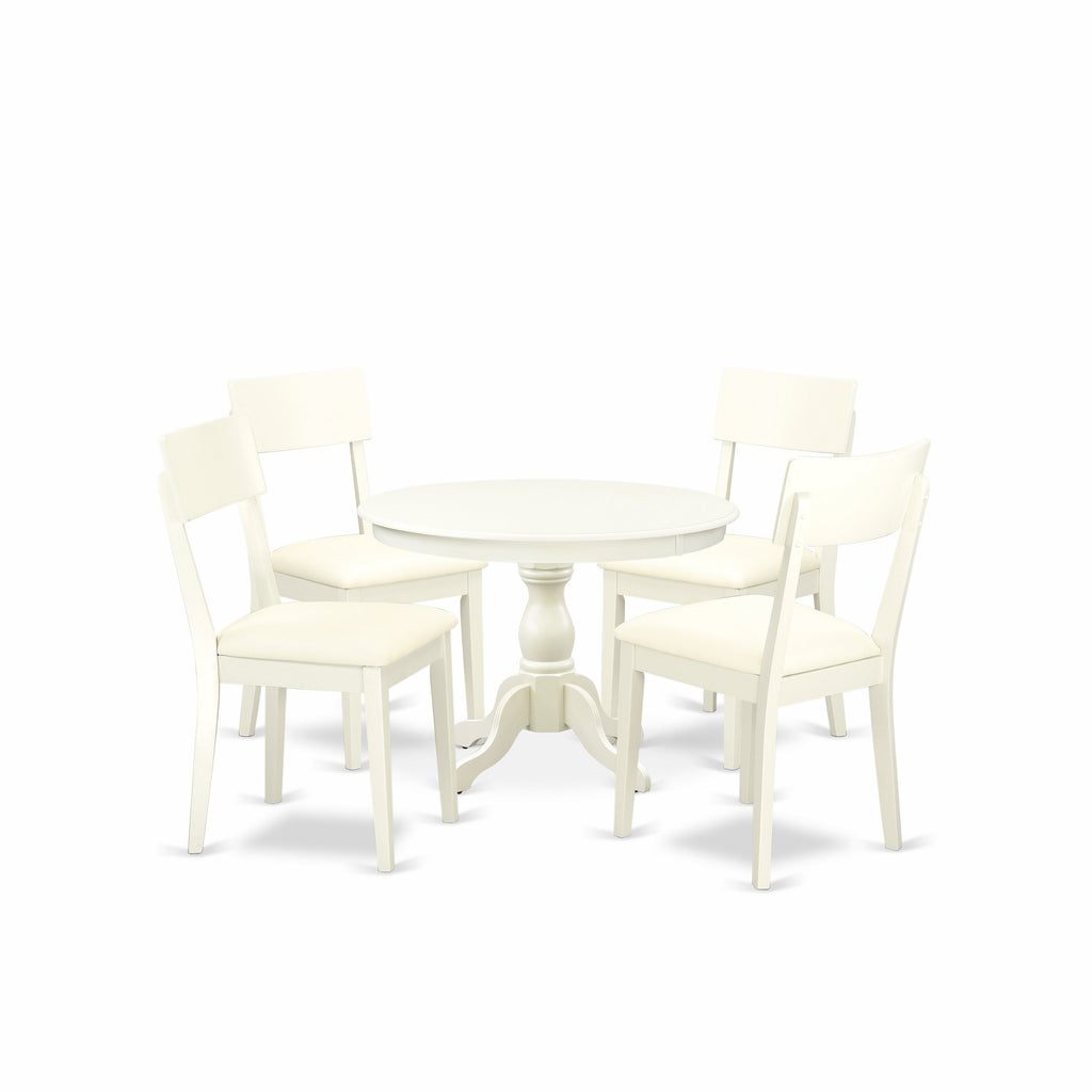 Juego de comedor de 5 piezas East West Furniture HBAD5-LWH-LC. Incluye una mesa de comedor redonda con pedestal y 4 sillas tapizadas en piel sintética.