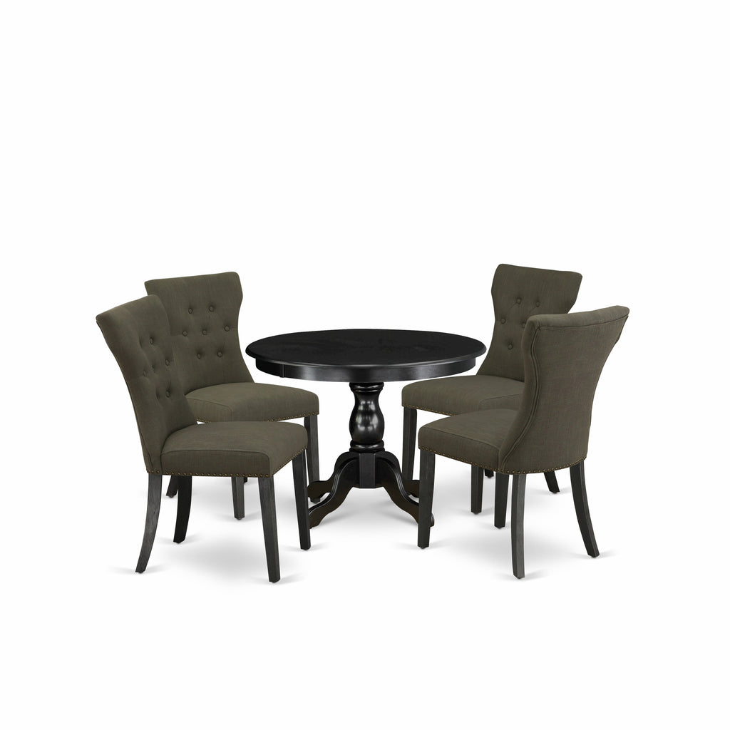 El juego de comedor de 5 piezas East West Furniture HBGA5-ABK-50 incluye una mesa de comedor redonda con pedestal y 4 sillas tapizadas en tela de lino Gotham oscuro.