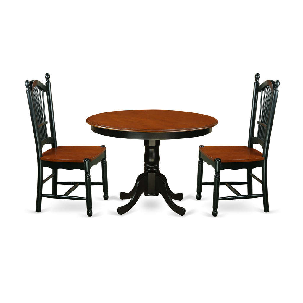 Juego de mesa de cocina de 3 piezas East West Furniture HLDO3-BCH-W para espacios pequeños. Contiene una mesa de comedor redonda con pedestal y 2 sillas con asiento de madera maciza.