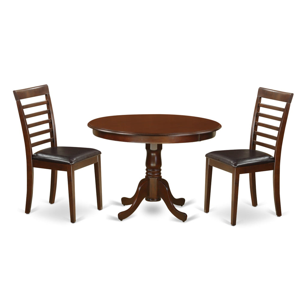 Juego de mesa de comedor de 3 piezas East West Furniture HLML3-MAH-LC para espacios pequeños. Contiene una mesa de comedor redonda con pedestal y 2 sillas tapizadas en piel sintética.