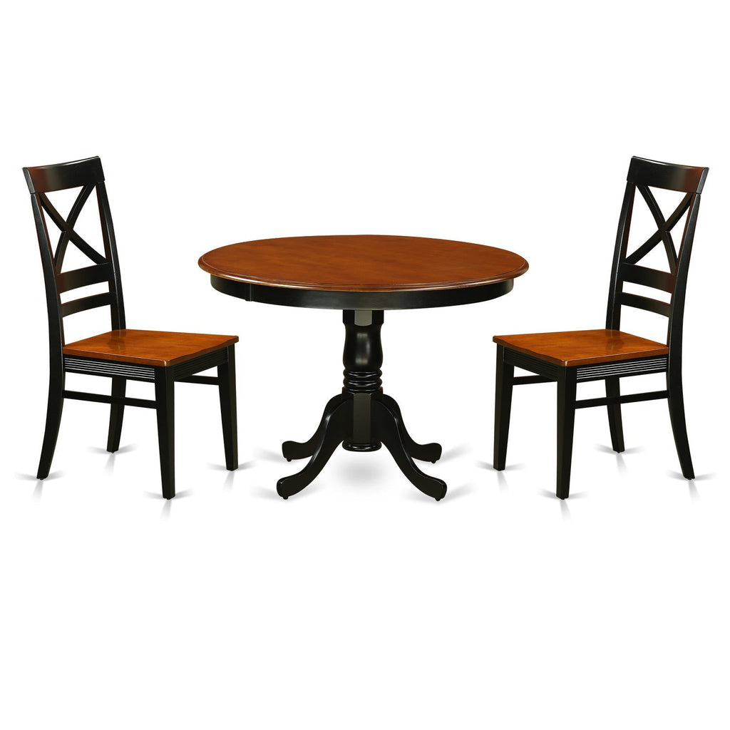 Juego de mesa de comedor de 3 piezas East West Furniture HLQU3-BCH-W para espacios pequeños. Contiene una mesa de comedor redonda con pedestal y 2 sillas con asiento de madera.
