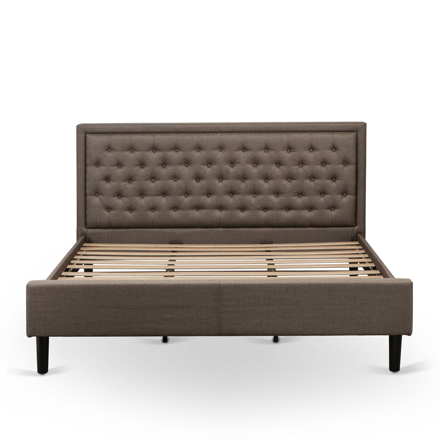 Juego de dormitorio East West Furniture KD18K-2HI07 de 3 piezas con cama tamaño king, cabecero acolchado con botones y tela de lino marrón, dos mesitas de noche con cajones de estilo moderno de mediados de siglo y patas con acabado negro.