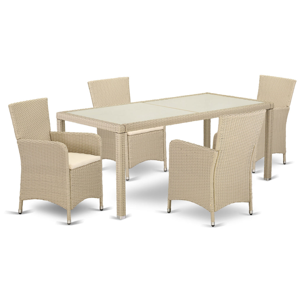 Conjunto de conversación para patio al aire libre de 5 piezas LULU5-53V de East West Furniture. Incluye una mesa de comedor rectangular de mimbre con tapa de vidrio y 4 sillones para balcón y patio trasero con cojín.