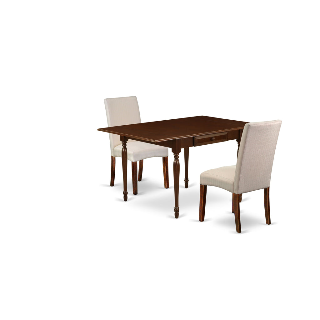 Juego de comedor de 3 piezas East West Furniture MZDR3-MAH-01 para espacios pequeños. Incluye una mesa de comedor rectangular con alas abatibles y dos sillas Parson de tela de lino color crema.