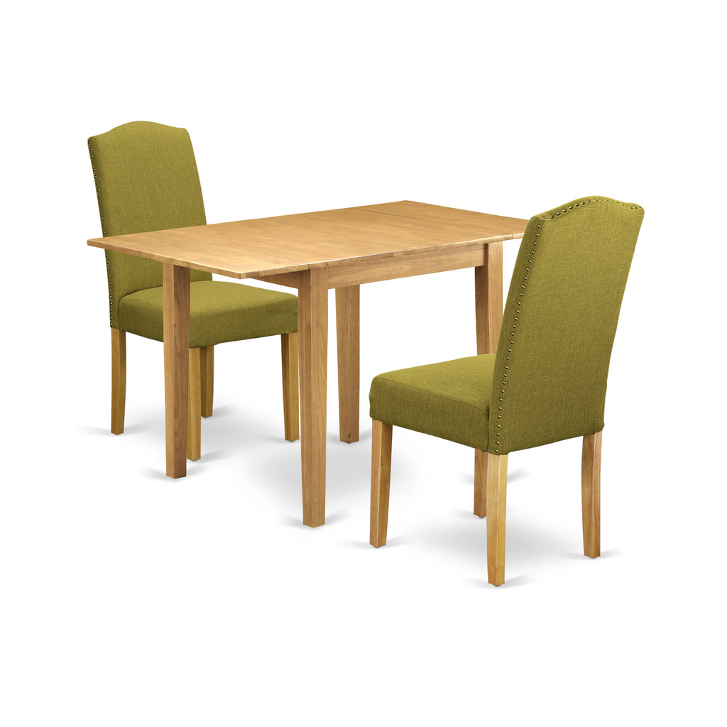 Juego de mesa de comedor de 3 piezas East West Furniture NDEN3-OAK-08. Incluye una mesa de comedor rectangular con alas abatibles y dos sillas de cocina Parson de tela de lino.