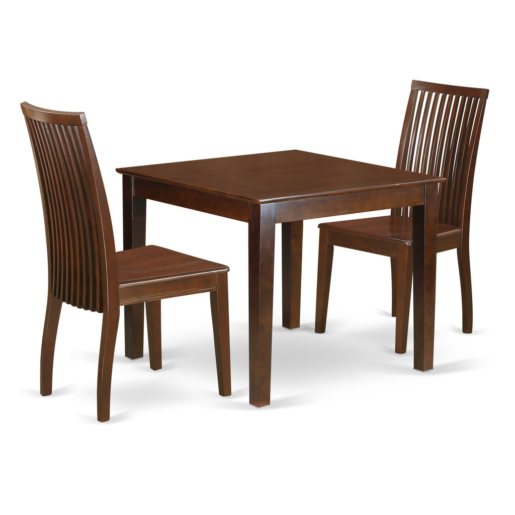 Juego de mesa de comedor moderna de 3 piezas OXIP3-MAH-W de East West Furniture. Contiene una mesa cuadrada de madera y 2 sillas de comedor.