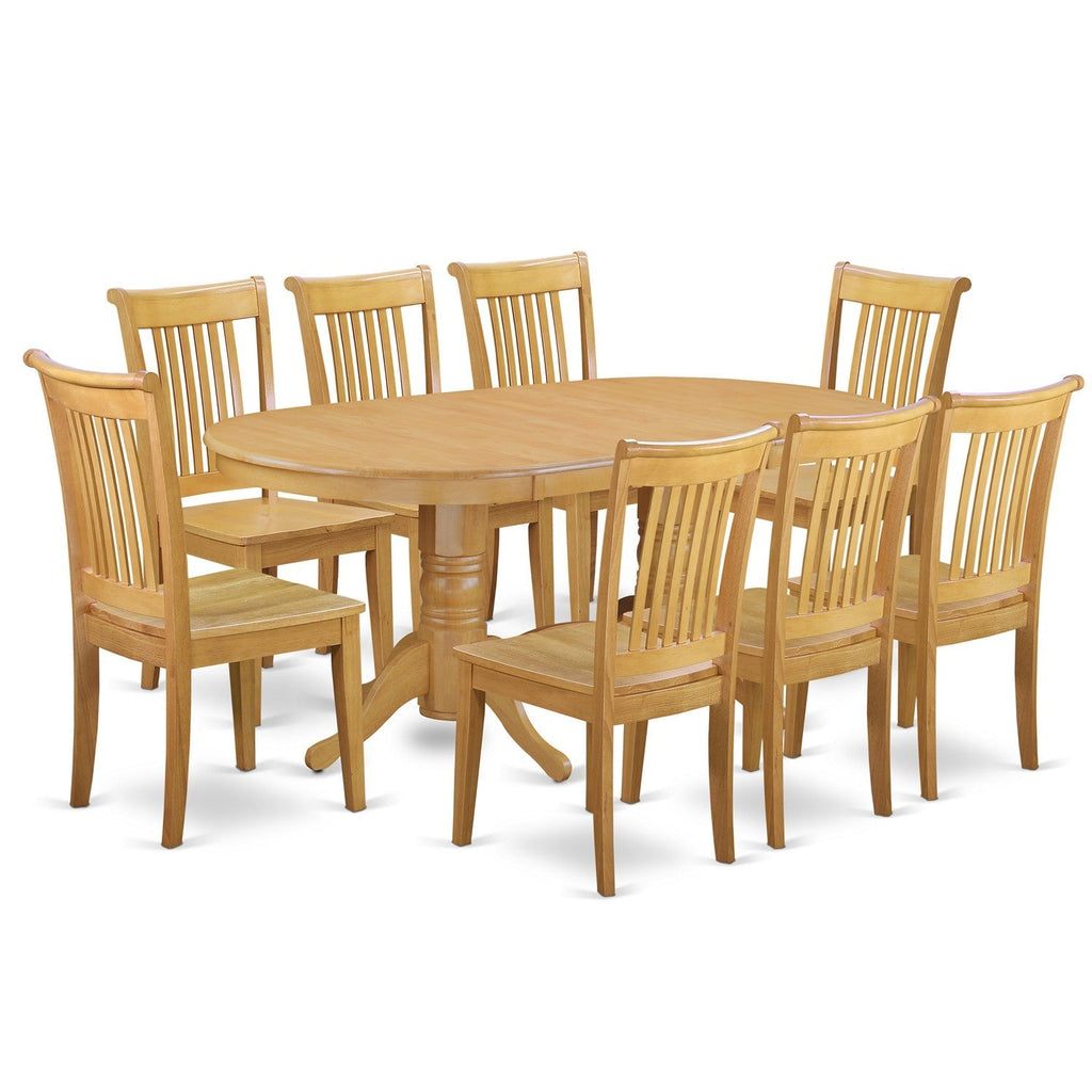 El juego de mesa de comedor moderno VAPO9-OAK-W de 9 piezas de East West Furniture incluye una mesa ovalada de madera con hojas de mariposa y 8 sillas de comedor.