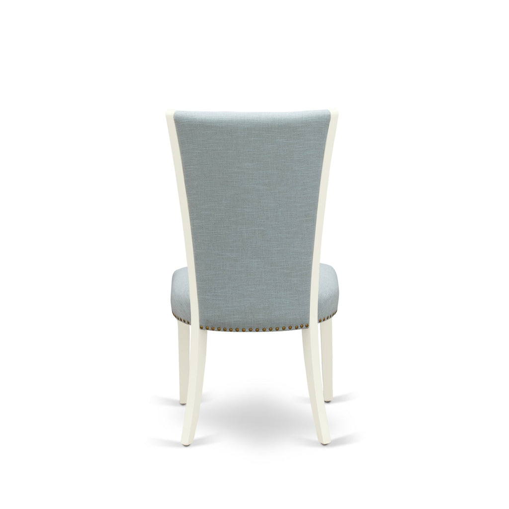 Juego de mesa de comedor de 3 piezas NFVE3-WHI-15 de East West Furniture. Incluye una mesa de cocina rectangular con diseño de hojas de mariposa y dos sillas Parson de tela de lino azul bebé.